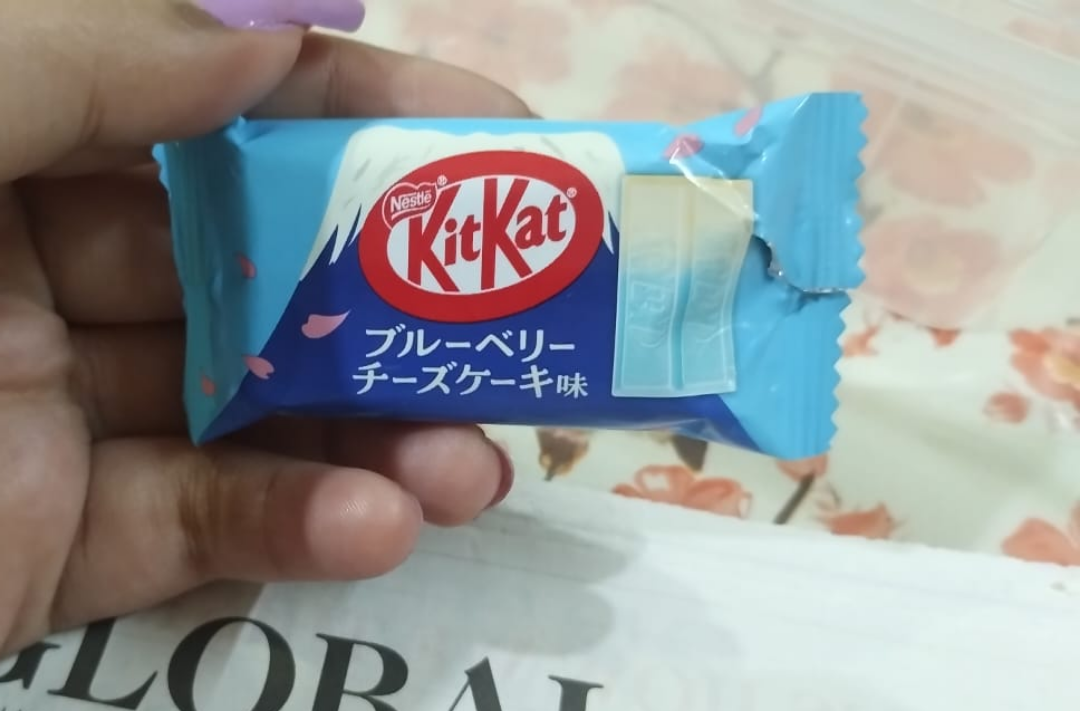Kitkat blu